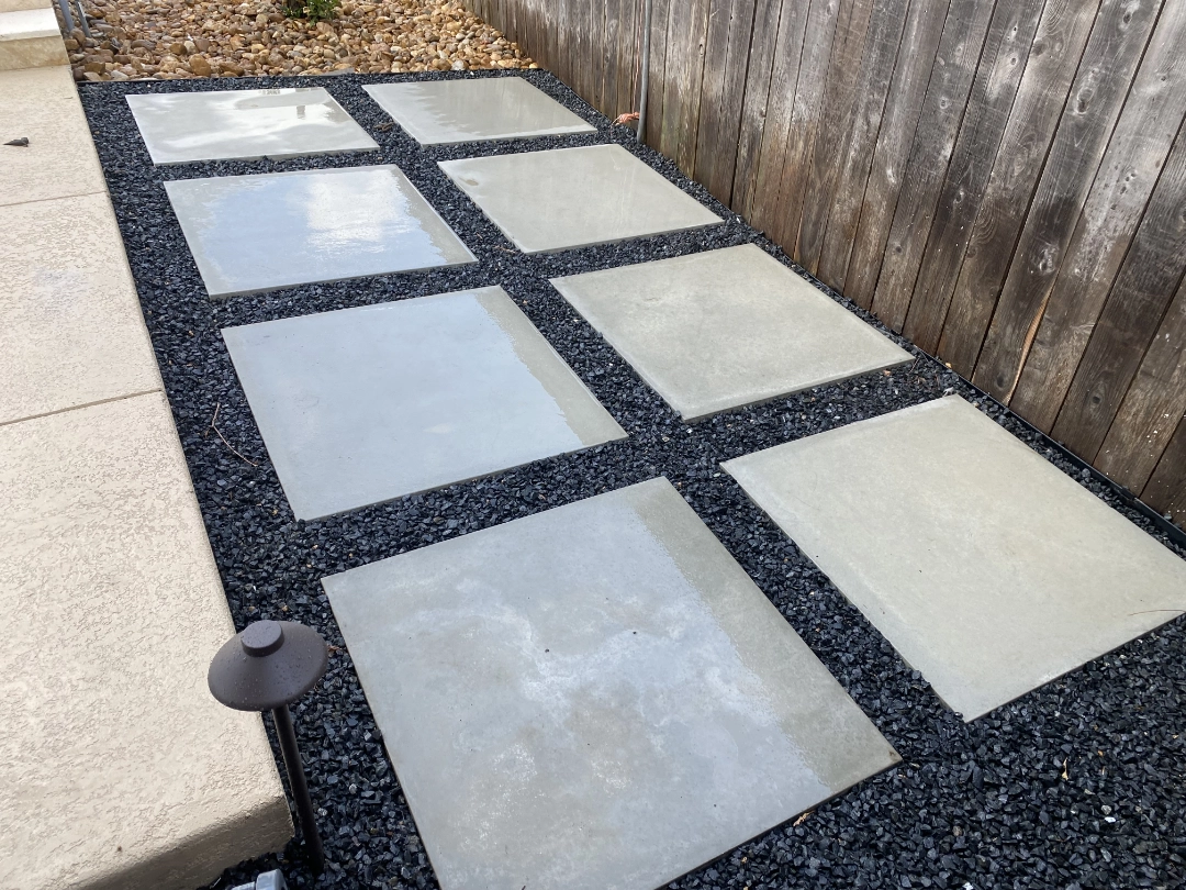 wood gravel with steppers